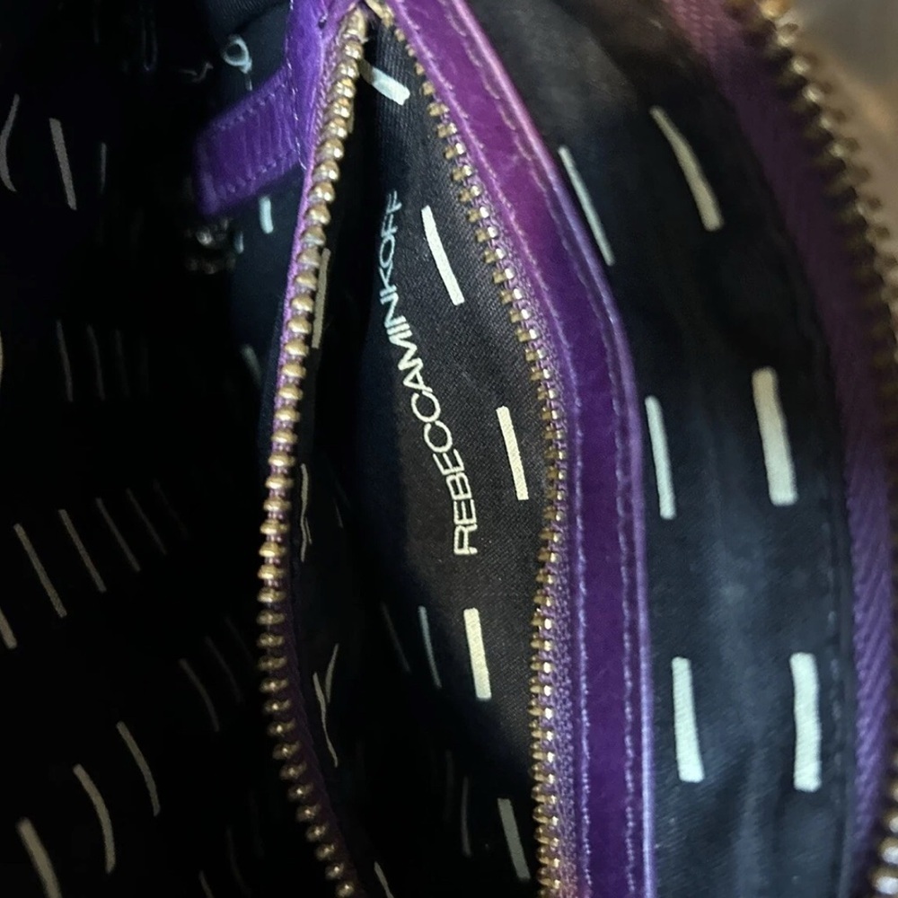 Rebecca Minkoff Purple Leather Crossbody Bag with Sleek Design - Picture 5 of 6